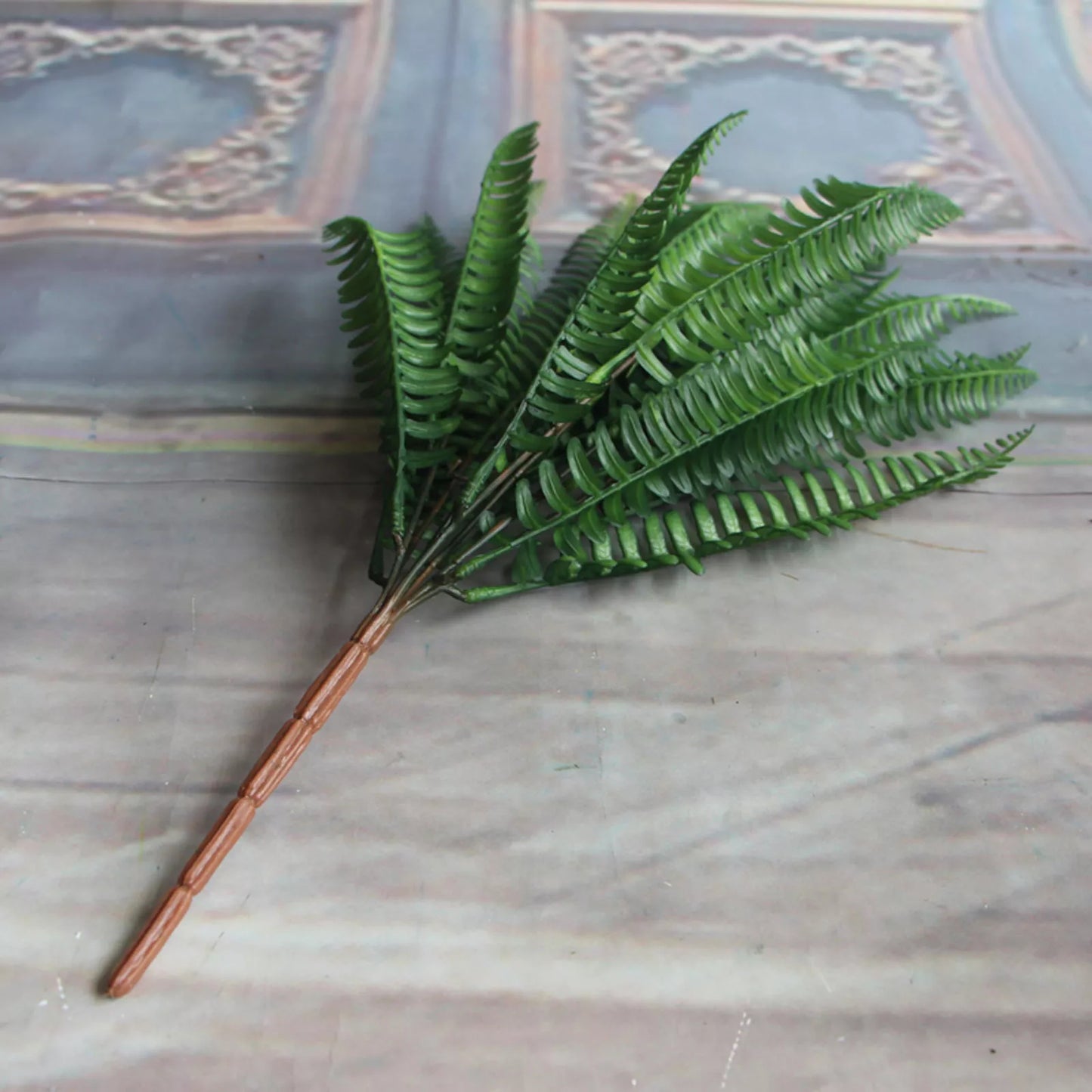 🌿 Artificial Leaf Bouquet – Lifelike Green Foliage for Home or Event Decor